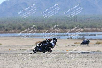 media/Oct-05-2025-CVMA (Sun) [[beeef4f201]]/Race 10-Formula Lightweight Twins Shootout/